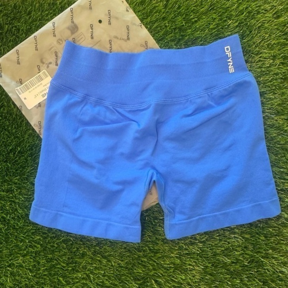 DFYNE Impact Shorts 4.5" - Picture 2 of 5